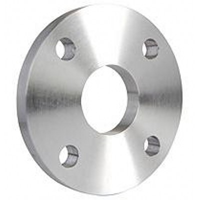 Si tratta di una flangia in acciaio inossidabile, un disco circolare piatto con un foro centrale e fori per bulloni uniformemente distanziati lungo il perimetro. Presenta una superficie liscia e lucida (tipicamente con tenuta a faccia piana/FF o a faccia rialzata/RF) e viene utilizzata per il collegamento di tubi in sistemi di tubazioni a bassa pressione.